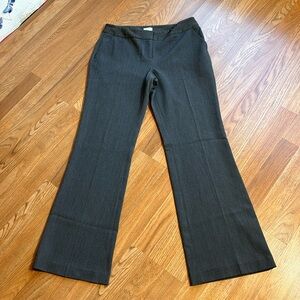 Laundry by Shelli Segal Los Angeles, solid gray casual dress pants. Size 14P.
